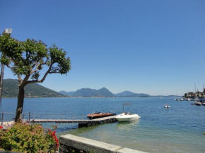  Casa Domenica  Бавено